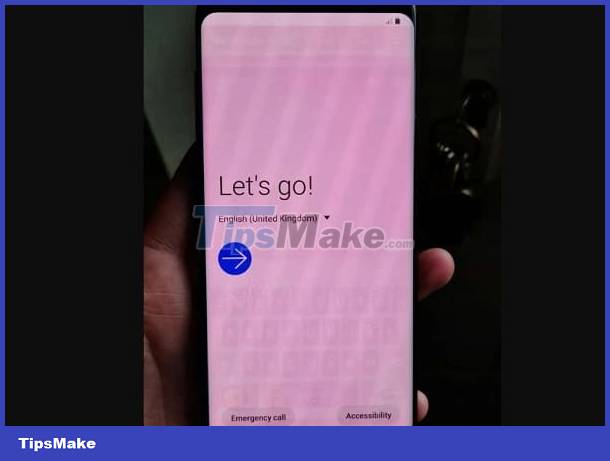 Confused because the iPhone screen shows a fuzzy keyboard? Fix it now Picture 3