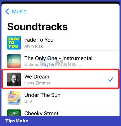 How to change the anniversary album background music on iPhone Picture 4