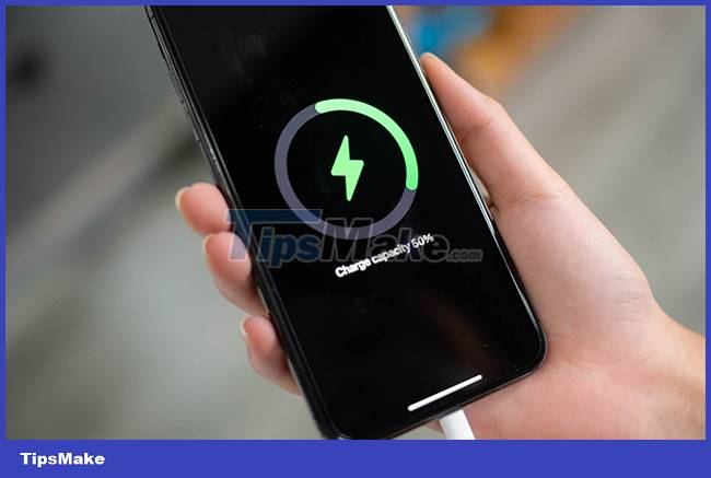 How to check iPhone's charge count Picture 1