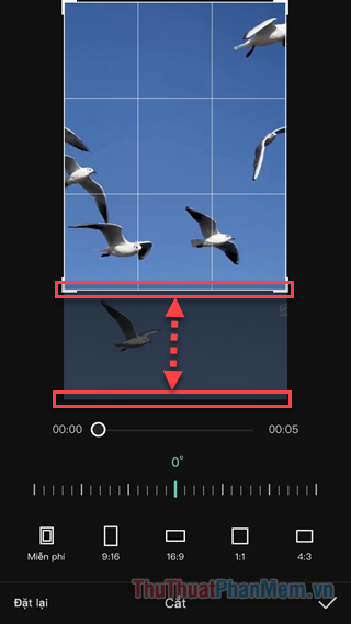 Instructions for cutting, flipping, and rotating videos using CapCut Picture 6