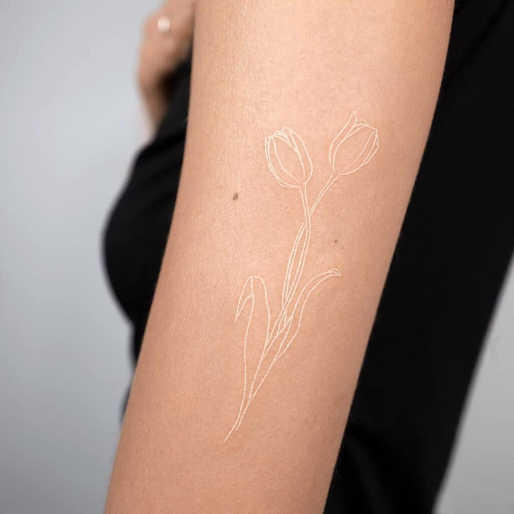 The most beautiful white ink tattoo designs Picture 10