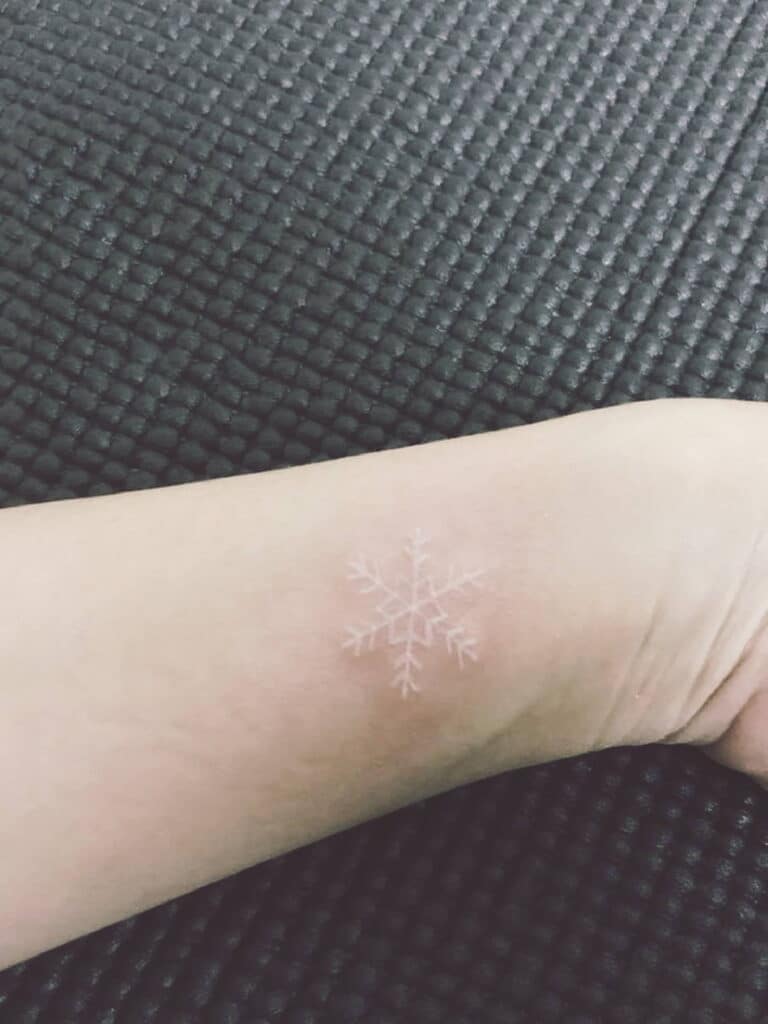 The most beautiful white ink tattoo designs Picture 12