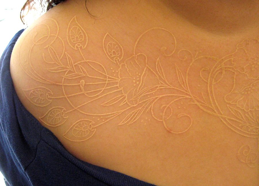 The most beautiful white ink tattoo designs Picture 37
