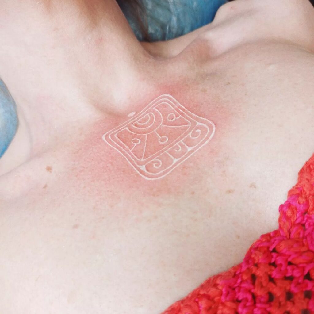 The most beautiful white ink tattoo designs Picture 41