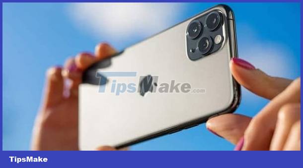 Trend of editing photos on iPhone to look 'attractive' Picture 3