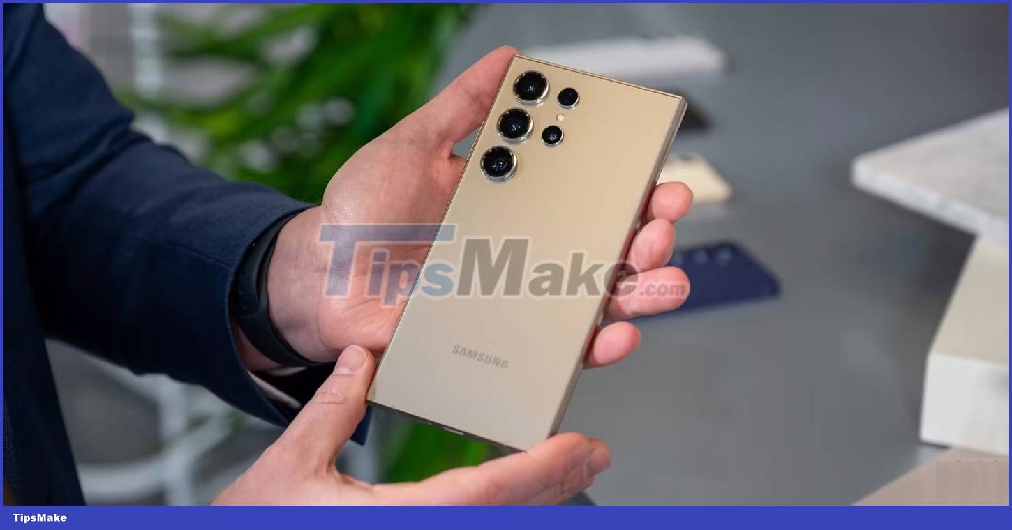 What is the difference between Samsung and Android phones? Picture 2