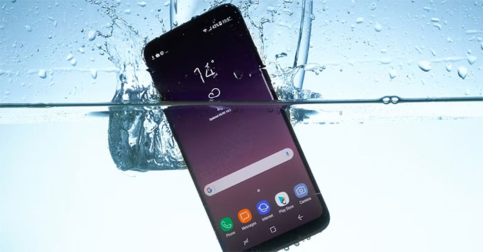 How to Save a Phone or Tablet That Has Fallen into Water: Complete Guide