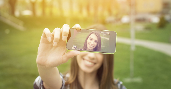 Selfie 'Slowly' with 8 Super Quality Selfie Photography Apps for Android in 2024