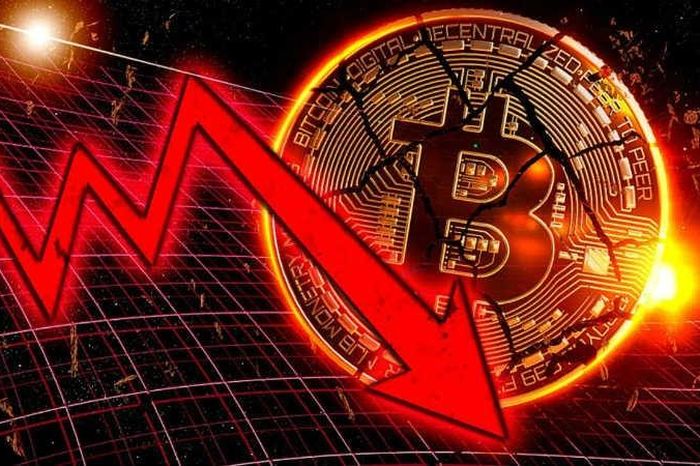 Photo of The cryptocurrency market is insecure after the Bitcoin price crash