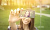 Selfie 'slowly' with 8 super quality selfie photography apps for Android in 2024