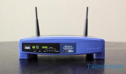 Picture 10 of 10 tips to speed up your home WiFi.