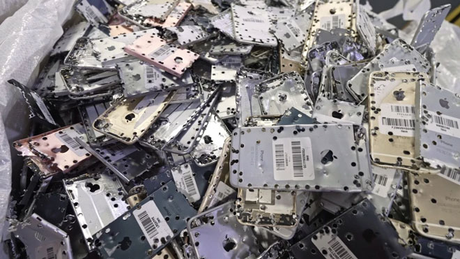 100,000 old iPhones instead of going to the trash factory went to users Picture 1