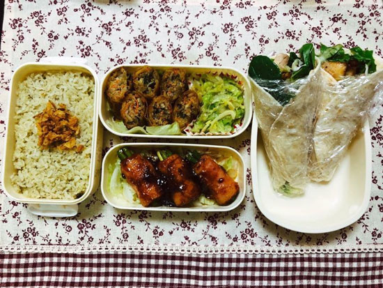 Picture 18 of Here are 24 suggestions for convenient and nutritious packed lunches to take to work.