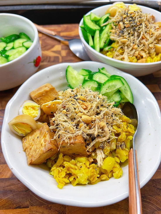 Picture 29 of 34 breakfast menus to help women answer the question 'what to eat for breakfast today'.