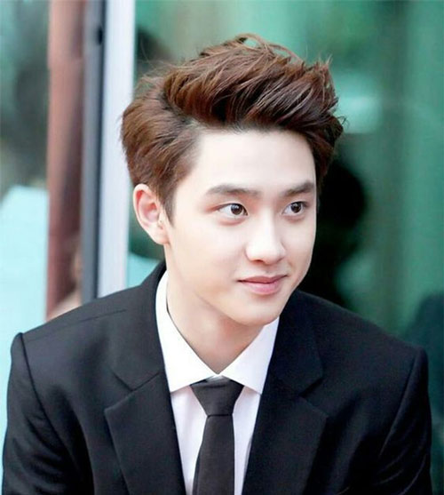 Picture 6 of 39 of the hottest and most stylish men's hairstyles for summer 2026.