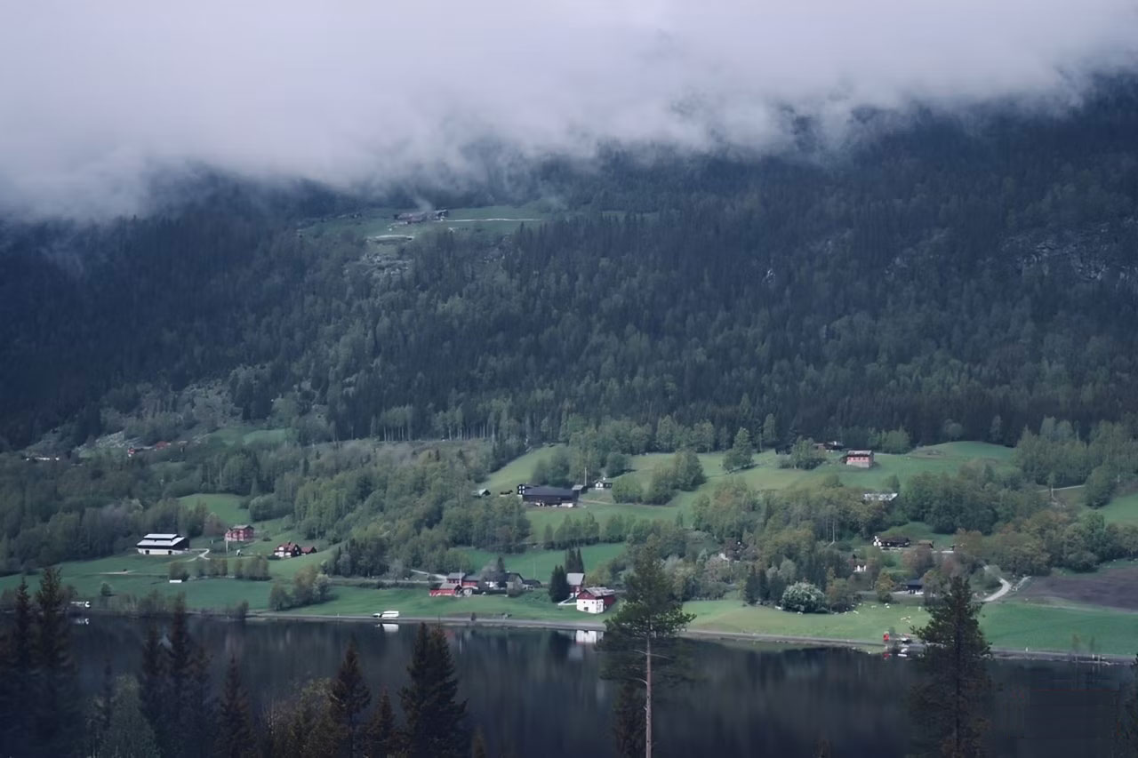 4 most popular image improvement AI tools Picture 4