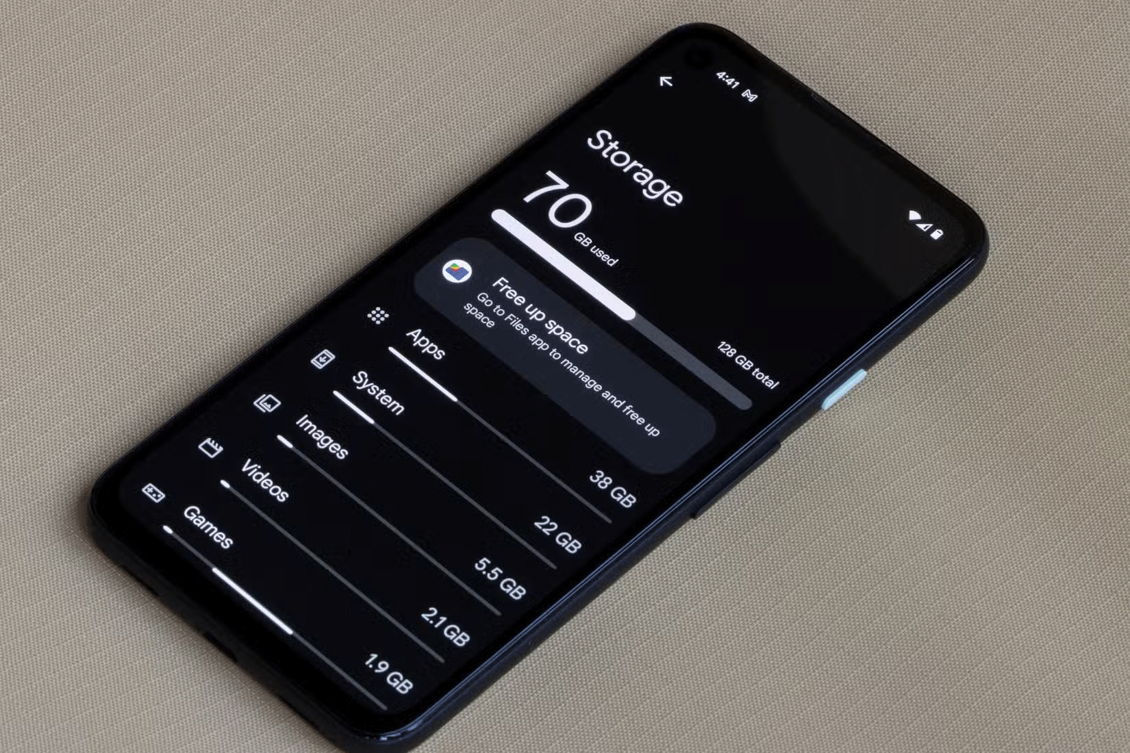 4 specifications to prioritize when buying a cheap phone Picture 2