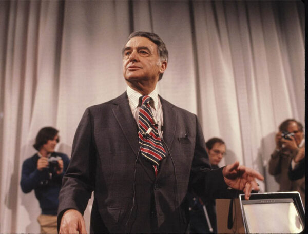 40 world-renowned scientists Picture 33