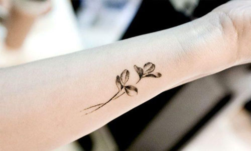 Picture 17 of 44 beautiful mini tattoo designs for women