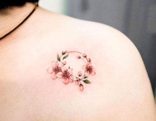 Picture 28 of 44 beautiful mini tattoo designs for women