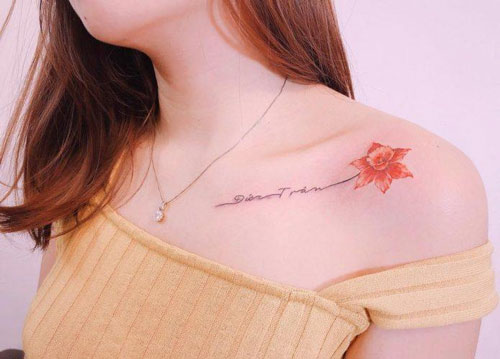 Picture 30 of 44 beautiful mini tattoo designs for women