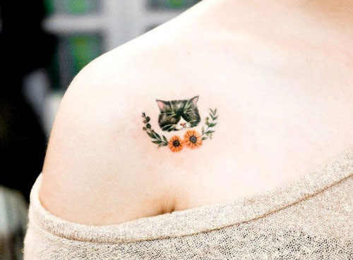 Picture 31 of 44 beautiful mini tattoo designs for women
