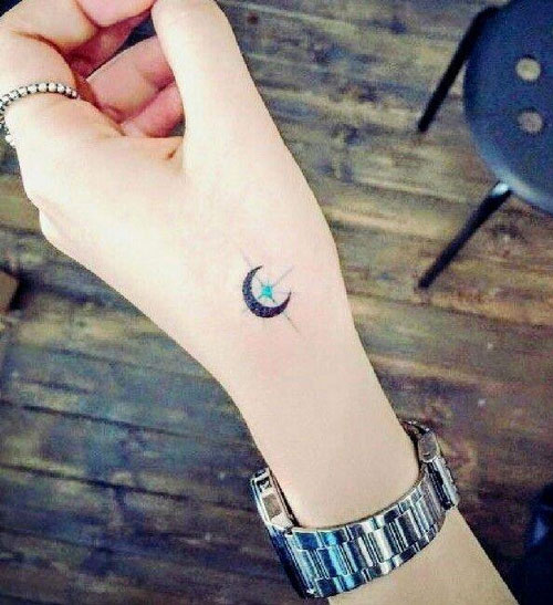 Picture 35 of 44 beautiful mini tattoo designs for women