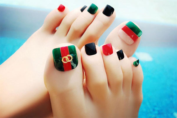 Picture 41 of 44 of the most beautiful nail designs for 2026