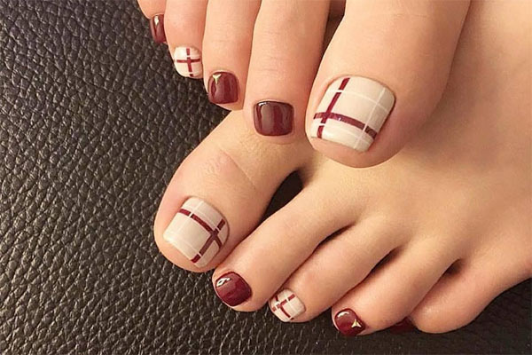 Picture 43 of 44 of the most beautiful nail designs for 2026