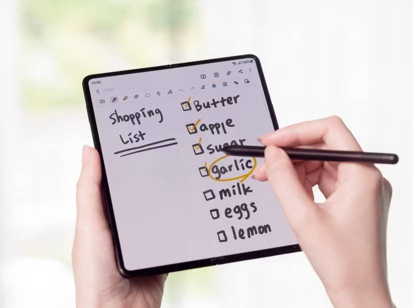 images 4 of 5 ways AI can help increase work productivity.