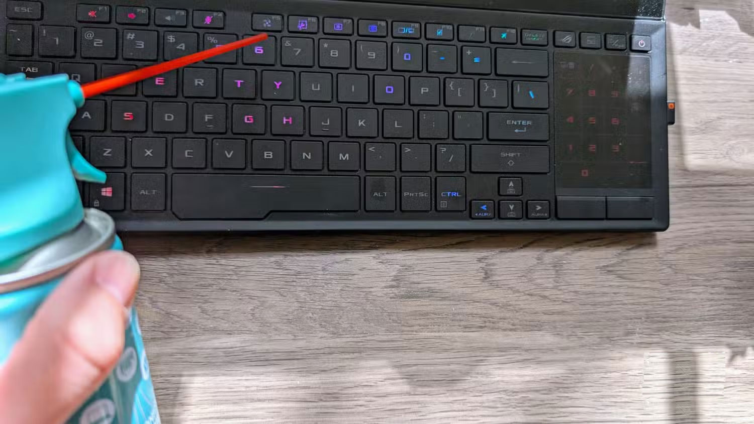 Picture 2 of 6 potential hardware/software issues that cause laptops to overheat.