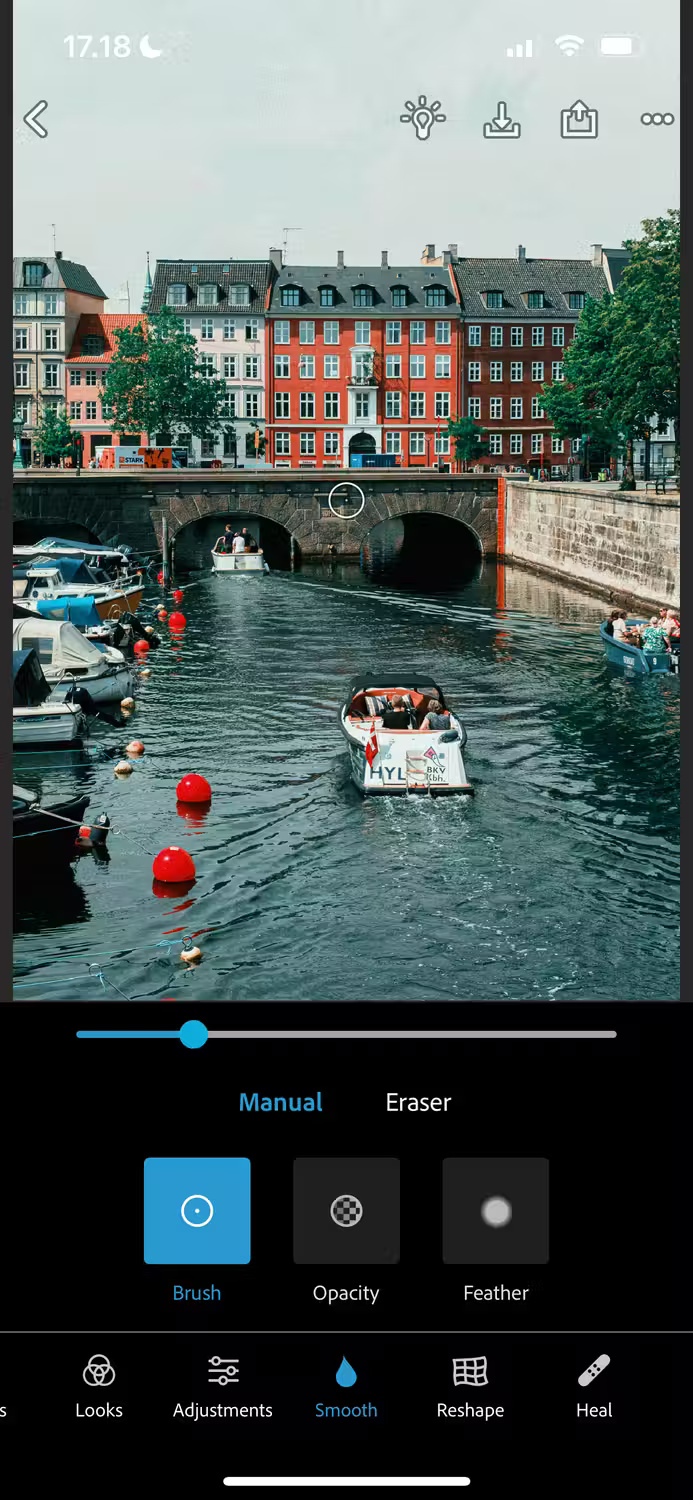 7 Adobe applications worth using on your phone Picture 4