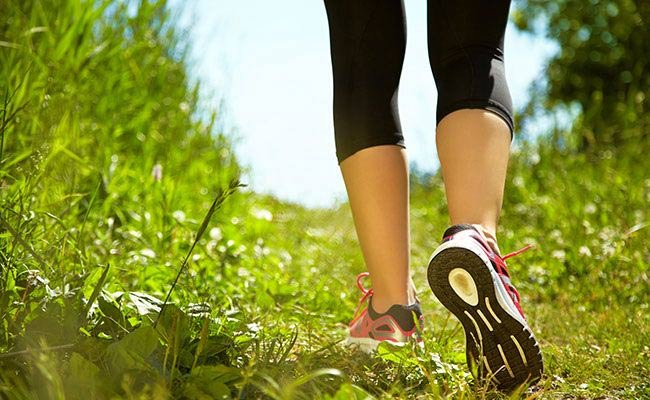 7-Day Walking Plan to Reduce Inflammation According to Experts Picture 2