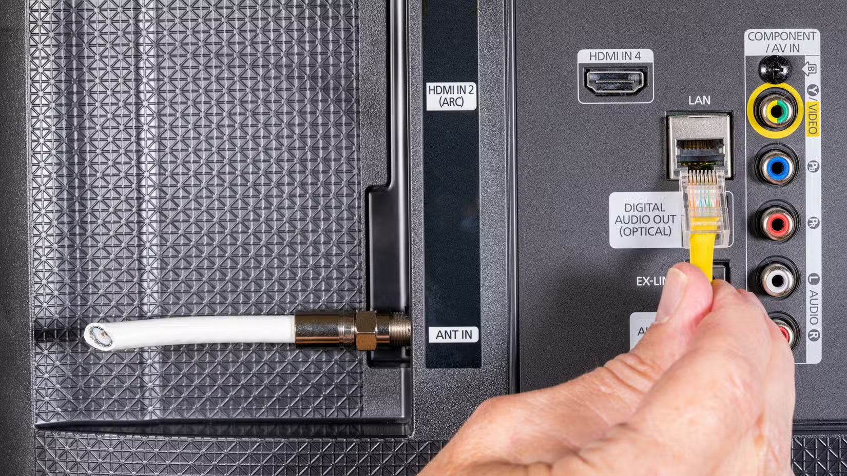 9 Most Important Ports Your Smart TV Should Have Picture 3