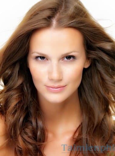 Picture 8 of Adjusting skin tone to be smooth and white in PhotoCat is extremely easy.