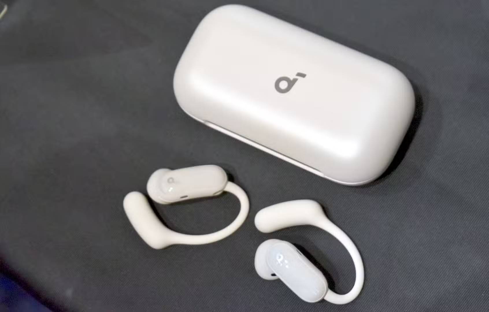 Picture 2 of AeroFit 2 Pro: Anker's new earbuds address one of the most annoying problems.
