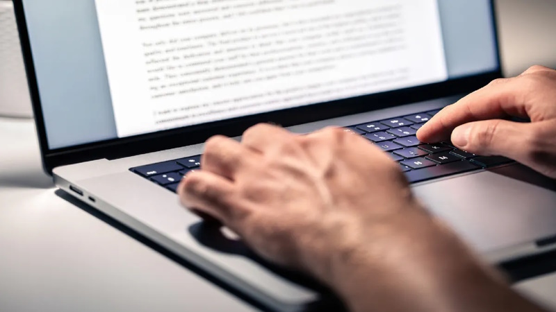 AI commands to help you write a better CV in 5 minutes. Picture 2