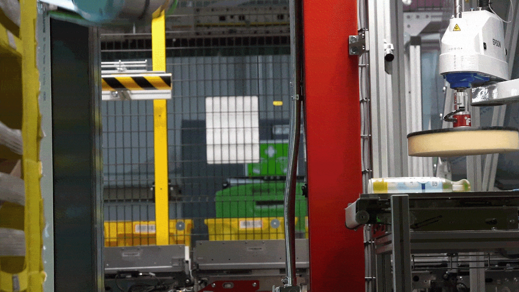 Amazon Announces Vulcan – The First Robot With 'Tactile Sense' Picture 2