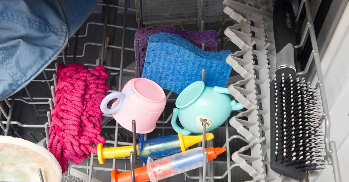 Bất ngờ với những vật dụng có thể được làm sạch bằng máy rửa bát Picture 2