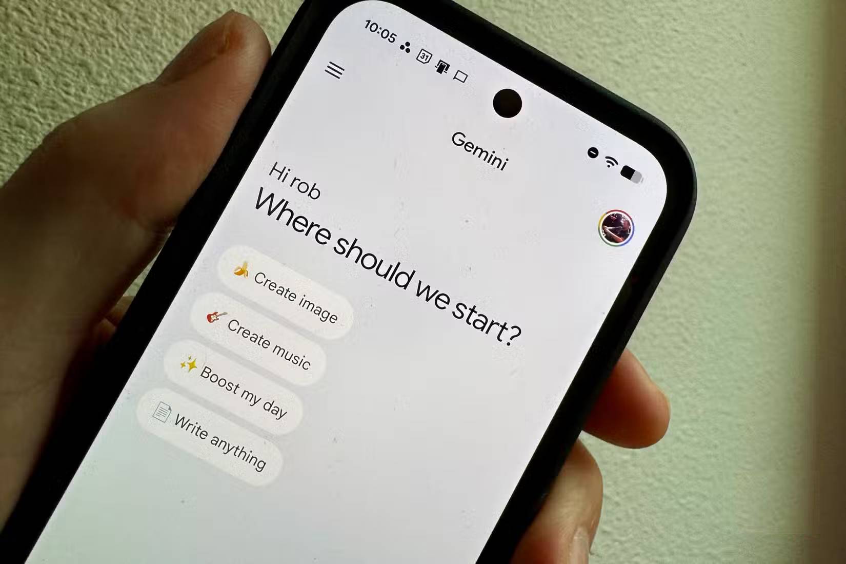 Claude surpasses ChatGPT to become the leading free AI app. Picture 2