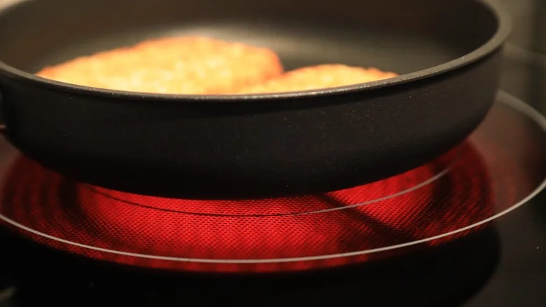 Common mistakes when using electric stoves Picture 3