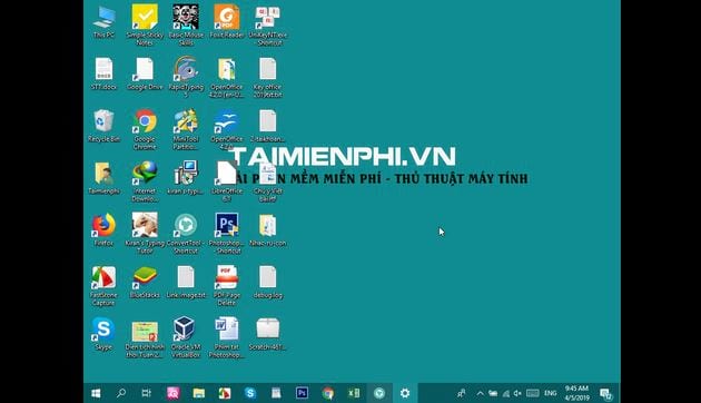 Picture 2 of Computer screen shrinks on both sides: causes and solutions.