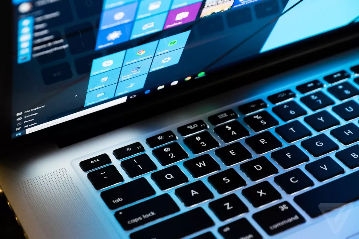 Picture 2 of Did you know how to turn off your laptop using this super convenient keyboard shortcut? Check it out now!
