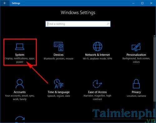 Picture 1 of Display the taskbar on one screen with Windows 10.