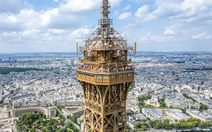 Eiffel Tower: Interesting facts and secrets you may not know Picture 2