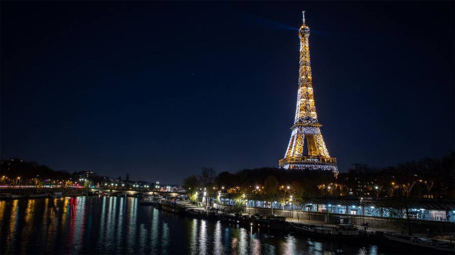 Eiffel Tower: Interesting facts and secrets you may not know Picture 3