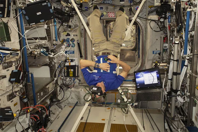 How astronauts stay healthy and fit in space Picture 2