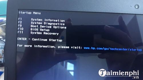Picture 3 of How to adjust the BIOS on an HP laptop to boot from USB.