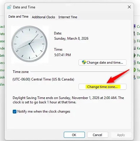 How to automatically adjust to daylight saving time in Windows 11 Picture 2