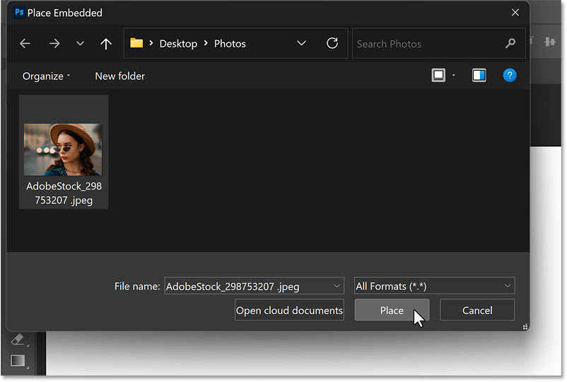 How to blur an image to a background color in Photoshop quickly with Live Gradients Picture 8